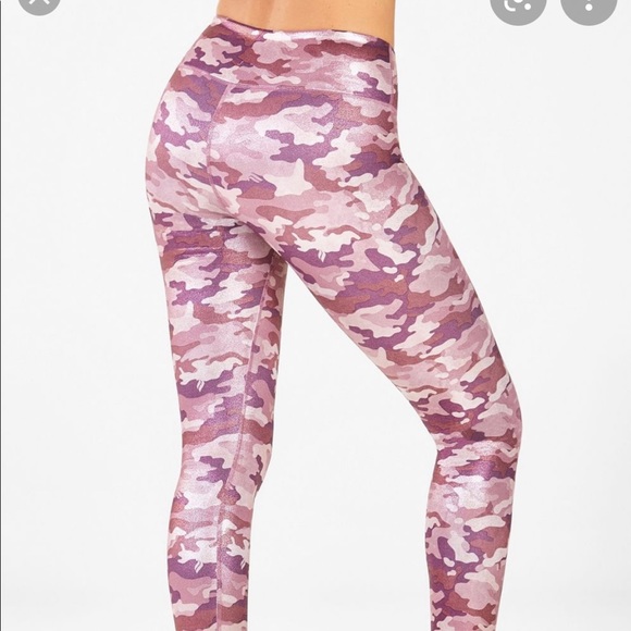 Fabletics High waisted Pink Camo Leggings - Picture 2 of 5